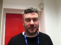 Blissfully-Dishevelled-John-before-using-JSSloane